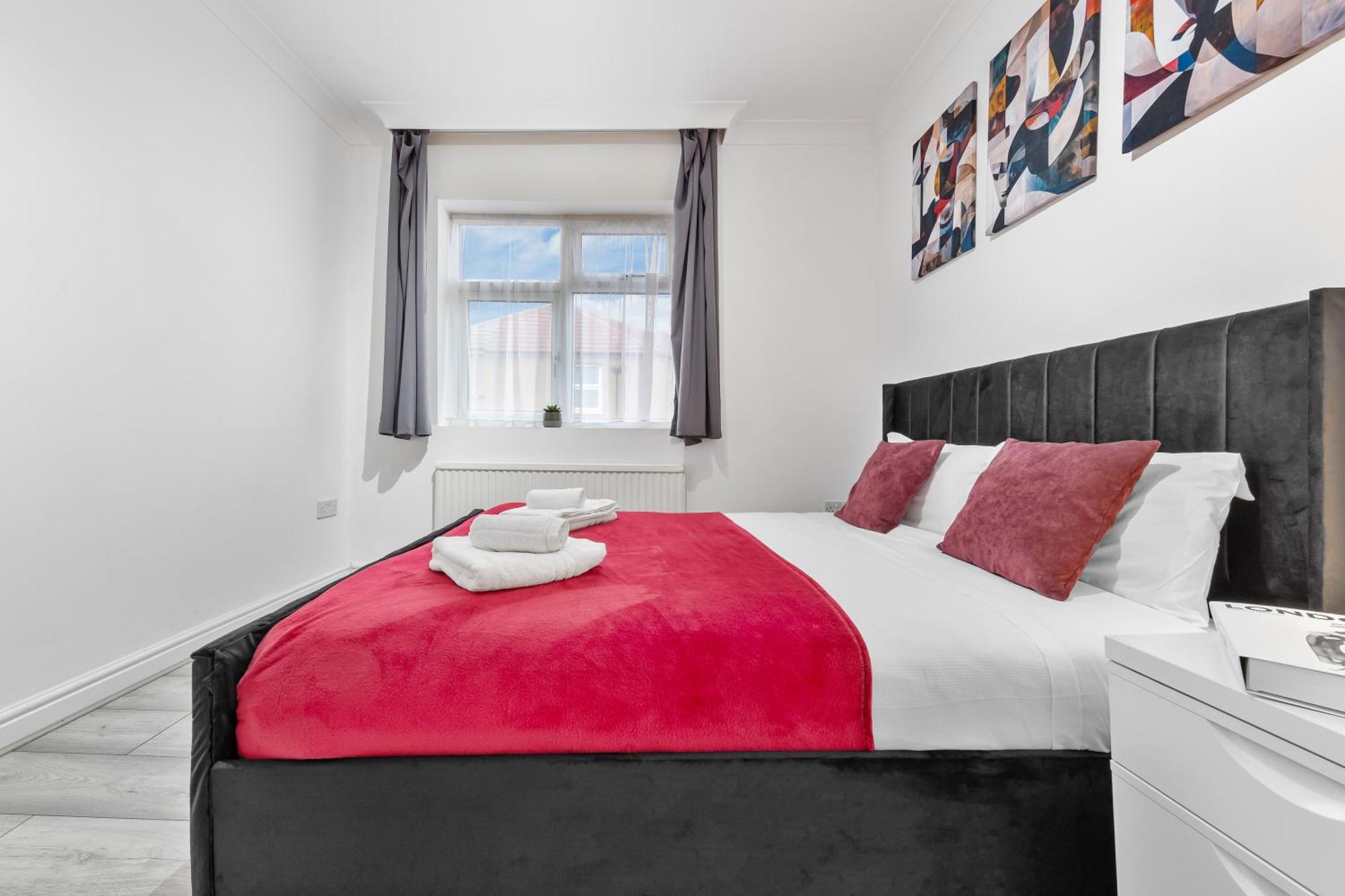 Green Hype - 10 Mins To Stadium - Sleeps 8 Лондон Екстериор снимка