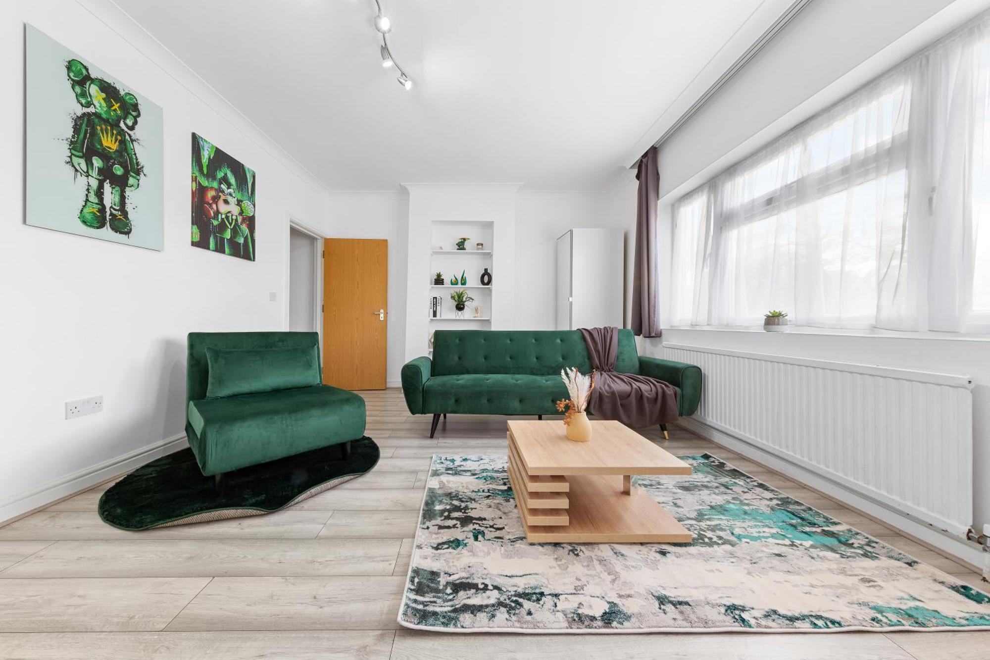 Green Hype - 10 Mins To Stadium - Sleeps 8 Лондон Екстериор снимка