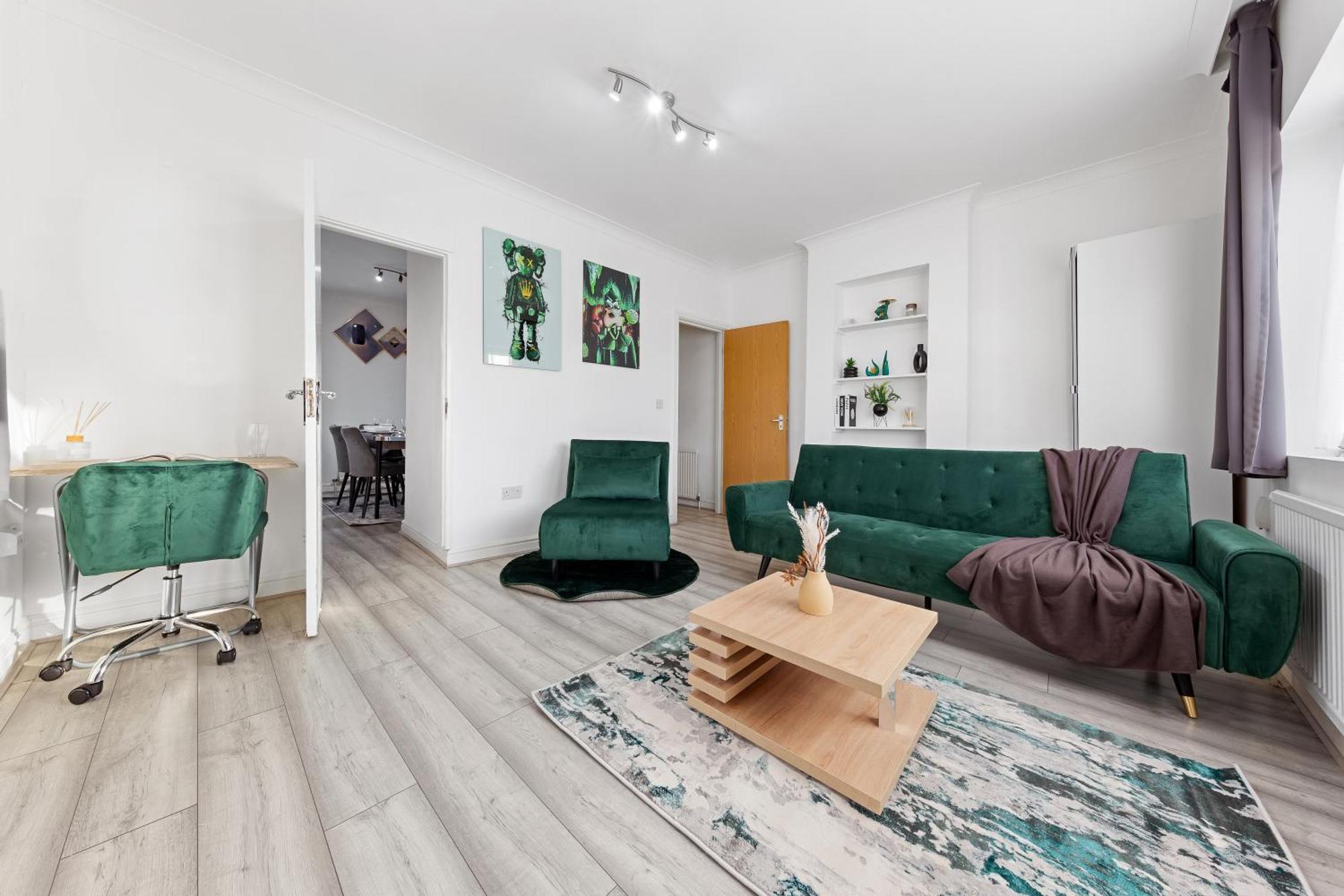 Green Hype - 10 Mins To Stadium - Sleeps 8 Лондон Екстериор снимка