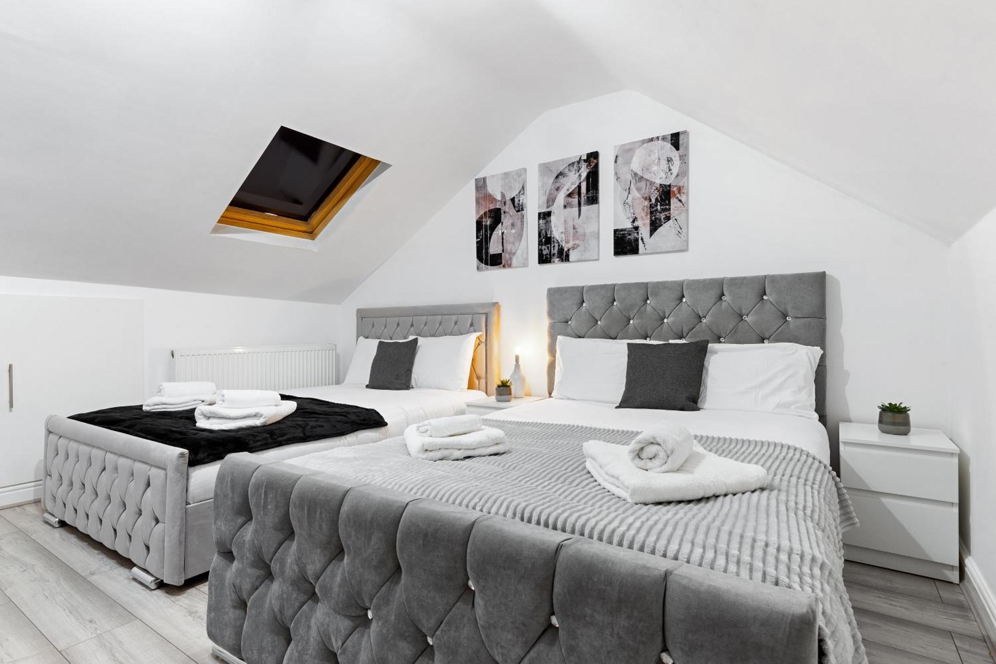 Green Hype - 10 Mins To Stadium - Sleeps 8 Лондон Екстериор снимка